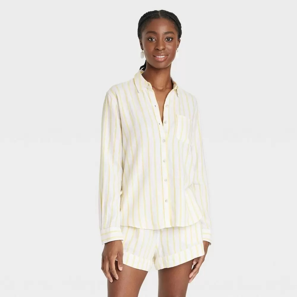 Universal Thread Yellow shirt